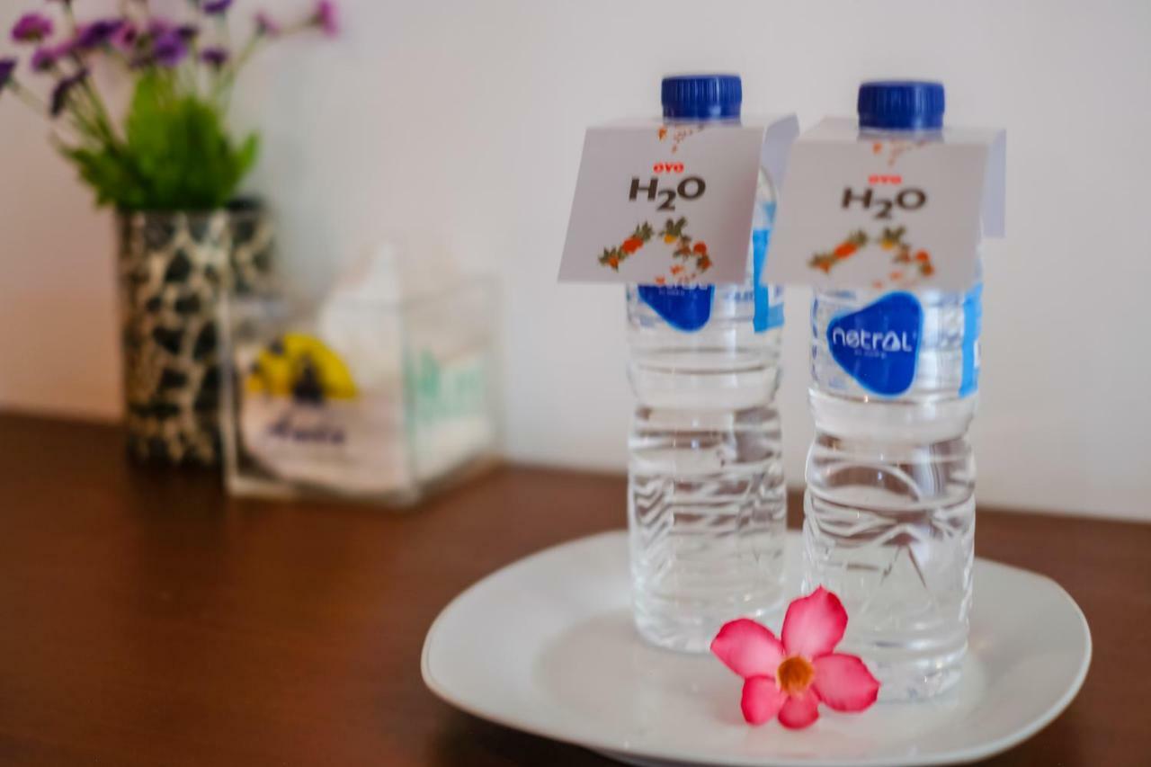 Oyo 1096 バンガロー アンド レストラン アンダ Kuta  エクステリア 写真